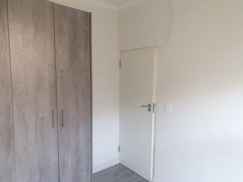 To Let 2 Bedroom Property for Rent in Wetton Western Cape